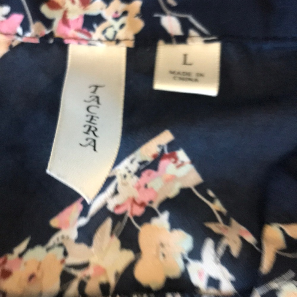 Blouse - Picture 3 of 4